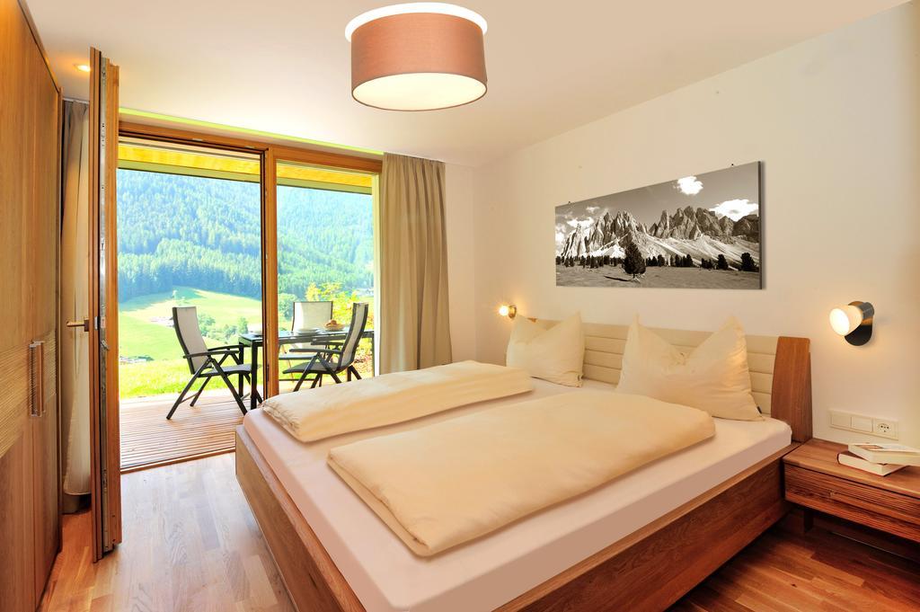 Peterwieshof Funes  Room photo